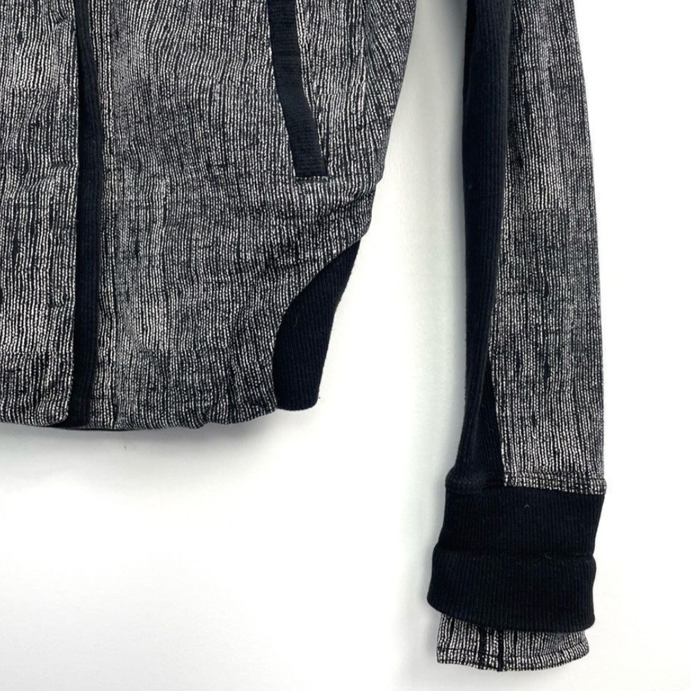 Lululemon To Class Jacket - Picture 6 of 15
